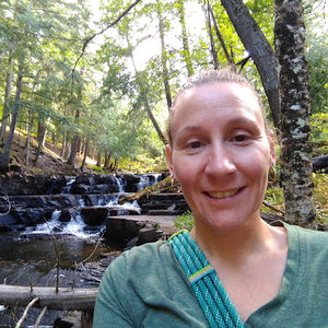 Meet your Posher, Melissa